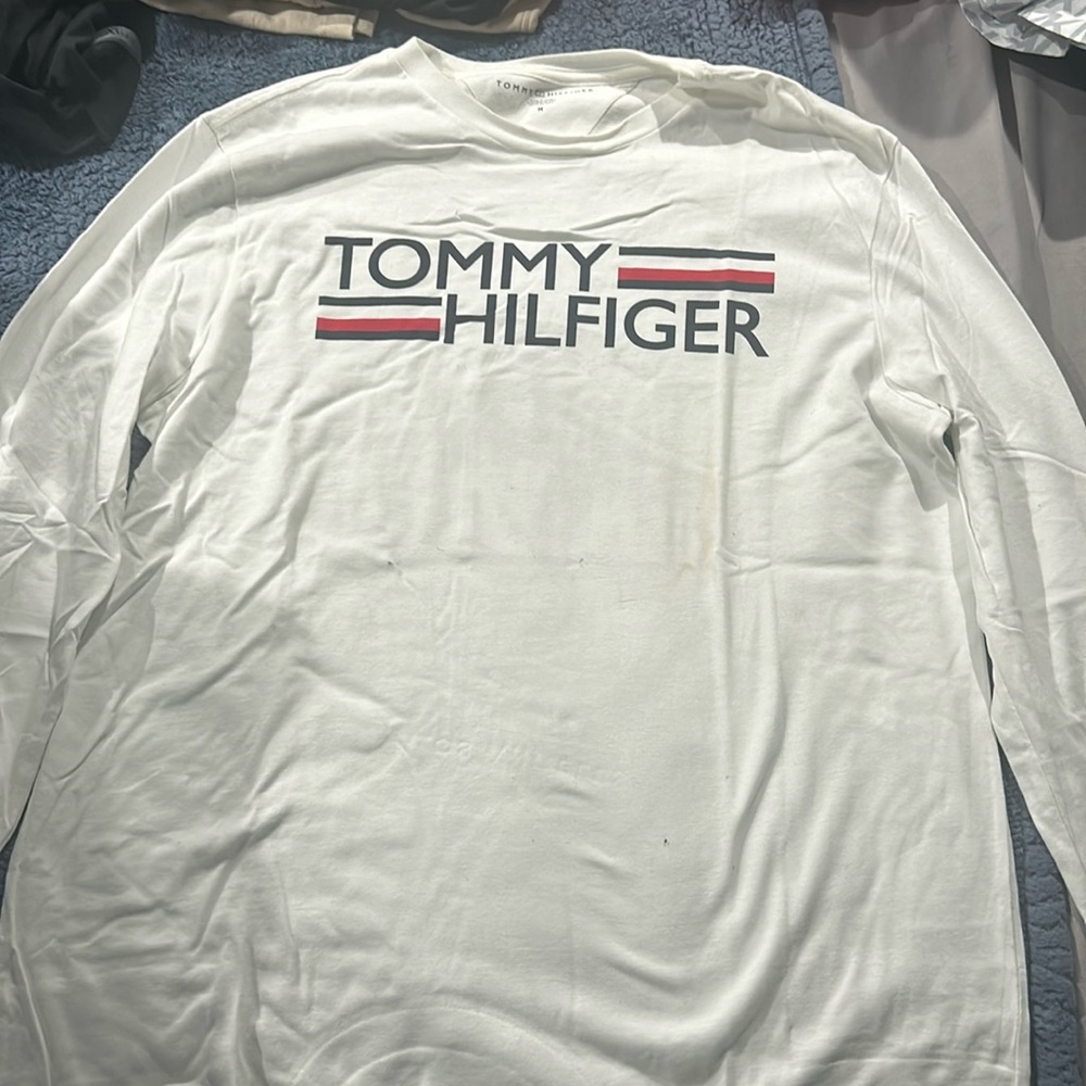White Tommy Hilfiger long sleeve, size M